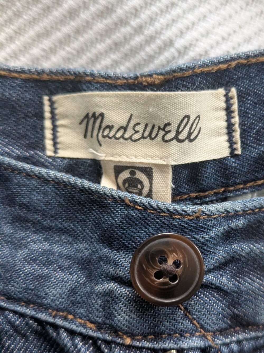 Madewell Wide‑Leg Jeans – Dark Wash – Size 24P - Picture 3 of 4
